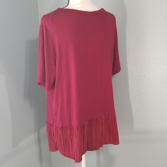 Pebble & Stone Peplum Blouse - Picture 5 of 7